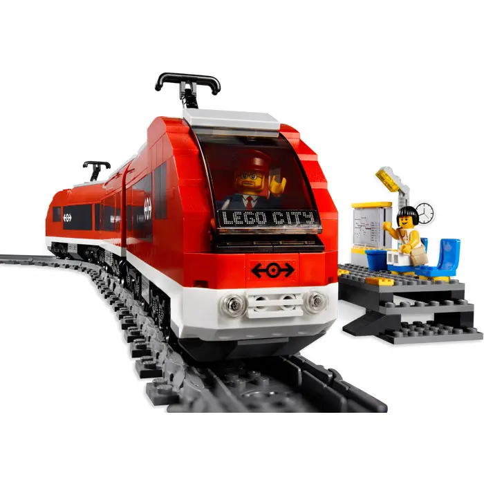 lego-passenger-train-set-7938-55688.webp