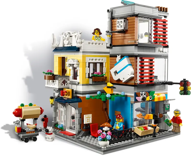 31097 Woonhuis, dierenwinkel & café